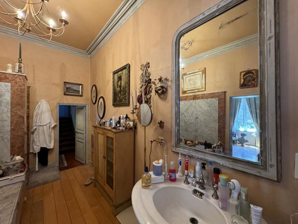 Carpentras (84200) Maison de maître avec jardin et piscine à Carpentras