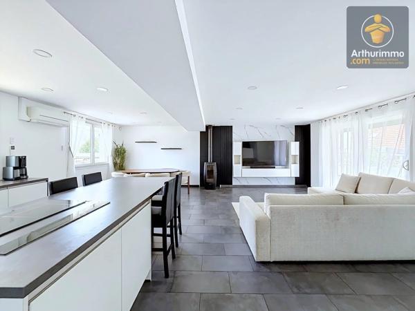 Vente                                                      Maison
                        
                     8 pièces                      183 m2                     à Quincy-sous-Sénart