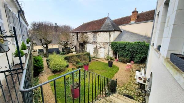 Maison de maître à vendre à Valençay dans l'Indre (36600), ref : 021/1439
