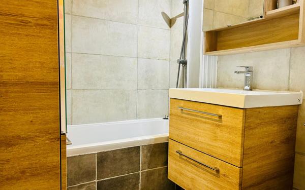 Maison à vendre    4 pièces • 60 m2 Séné