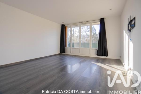 Location appartement 3 pièces 65 m² Aubergenville
