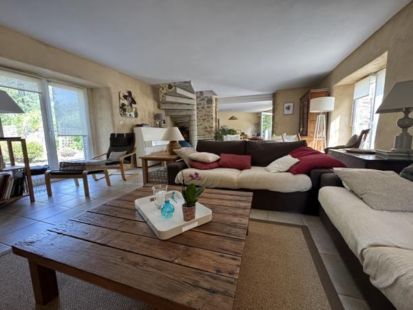 Plescop (56890) MAISON DE CHARME DANS UN CADRE BUCOLIQUE