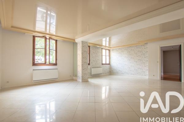 Location appartement 3 pièces 81,77 m² Aix-les-Bains