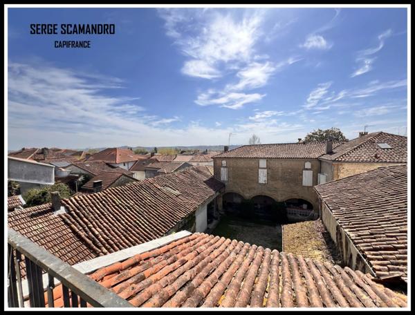 A vendre BOULOGNE SUR GESSE (31)- immeuble avec local professionel 65 m² et appartement 130 m² -2 chambres terrasse + local professionel 65 m²