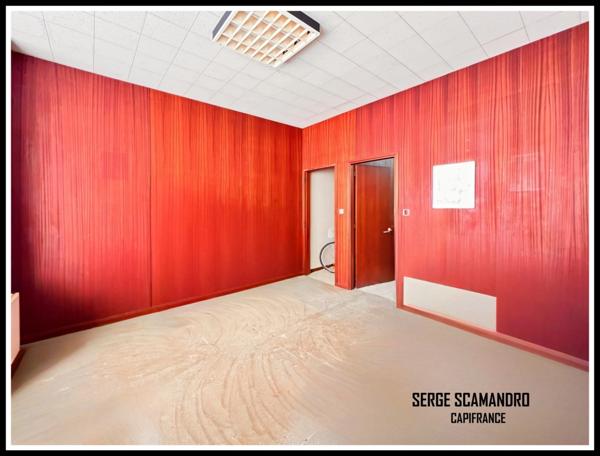 A vendre BOULOGNE SUR GESSE (31)- immeuble avec local professionel 65 m² et appartement 130 m² -2 chambres terrasse + local professionel 65 m²