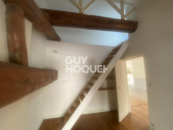 APPARTEMENT À LOUER DE 3 PIÈCES DE 85,25 M²