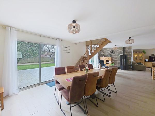 Belle maison de 180m² sur sous-sol, terrain de 500m² à ISSOU