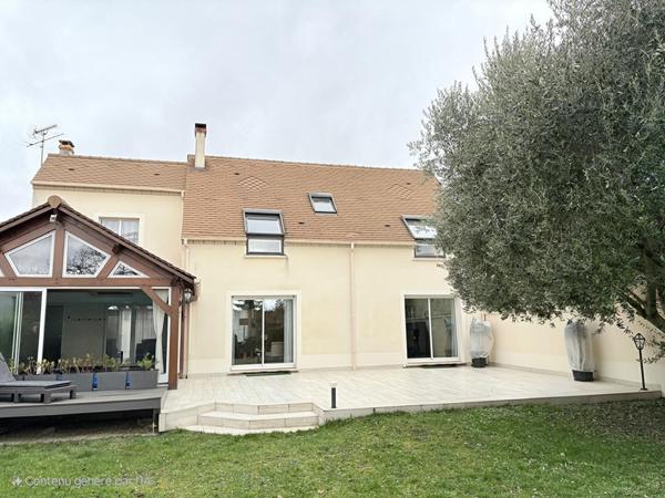 Belle maison de 180m² sur sous-sol, terrain de 500m² à ISSOU