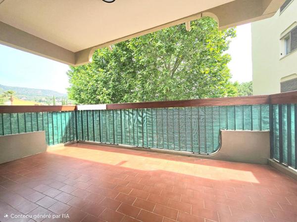 Appartement Le Lavandou 2 pièce(s) 40 m2 ET  TERRASSE