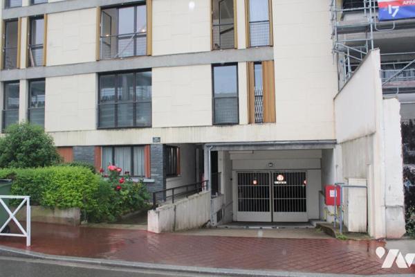 MONTROUGE - BOX 1 PLACE - SOUS-SOL