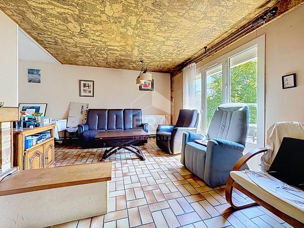 Maison de plain pied à vendre à Etrechy