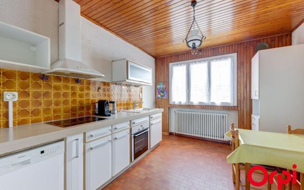 Appartement à vendre    4 pièces • 95,44 m2 Vénissieux