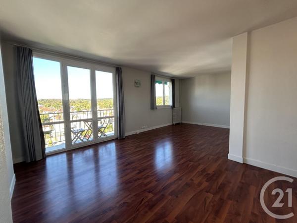 Appartement à vendre  5 pièces - 74,79 m2 FONTAINEBLEAU - 77