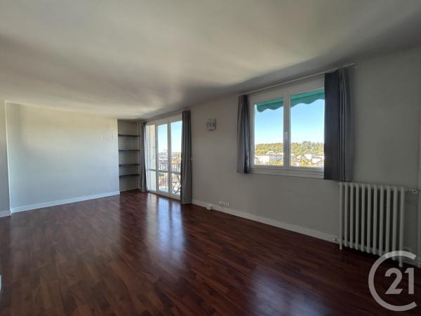 Appartement à vendre  5 pièces - 74,79 m2 FONTAINEBLEAU - 77