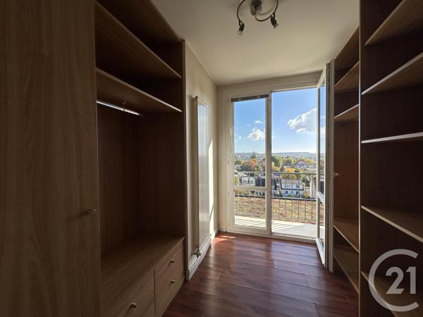 Appartement à vendre  5 pièces - 74,79 m2 FONTAINEBLEAU - 77