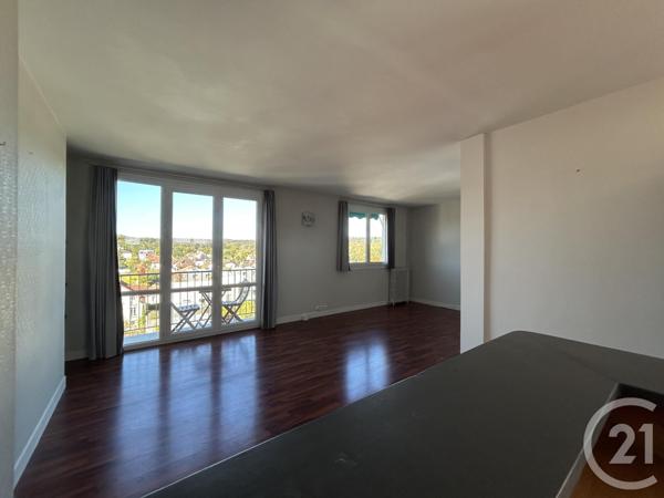 Appartement à vendre  5 pièces - 74,79 m2 FONTAINEBLEAU - 77