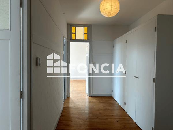 Location Appartement 3 pièces 94.33 m² - 16 RUE FIGAROL Tarbes 65000