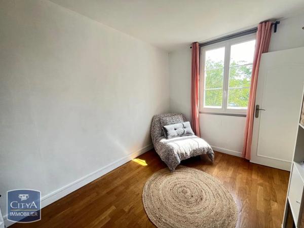 Appartement à louer 4 pièces 60.51m² Bourges (18000)