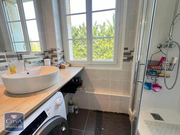 Appartement à louer 4 pièces 60.51m² Bourges (18000)