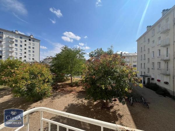 Appartement à louer 4 pièces 60.51m² Bourges (18000)