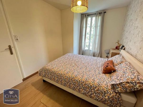 Appartement à louer 4 pièces 60.51m² Bourges (18000)