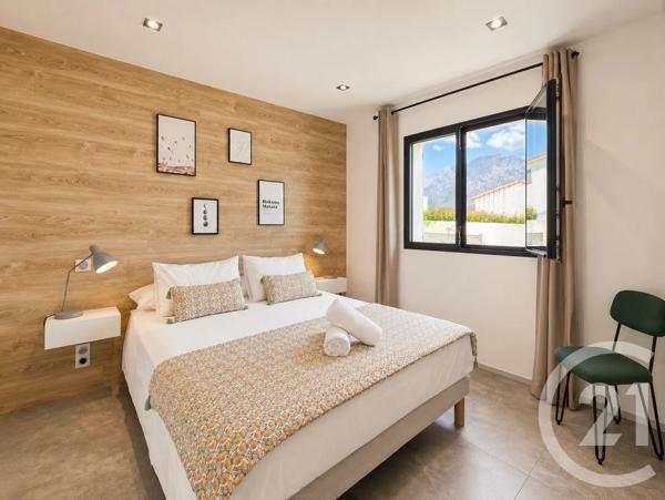 Maison à vendre  8 pièces - 197,42 m 2   CALENZANA  - 202