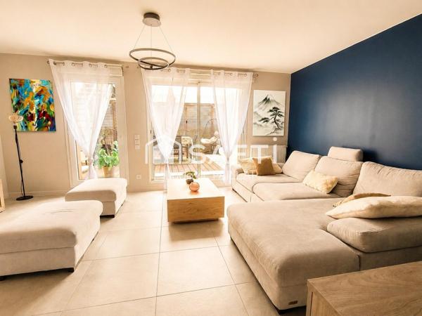Duplex avec double parking, terrasse et solarium