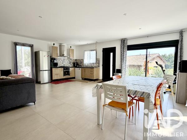Maison à vendre 4 pièces 115 m² Saint-Hippolyte-du-Fort