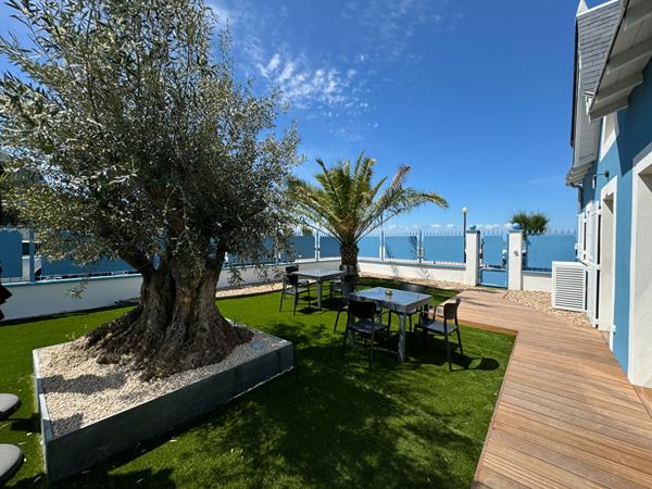 Villa Châtelaillonnaise neuve face à la mer