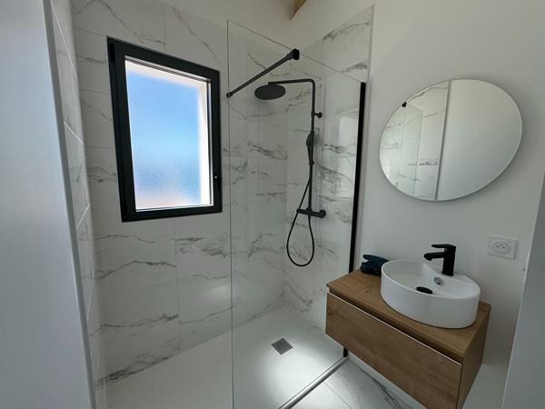 Villa Châtelaillonnaise neuve face à la mer