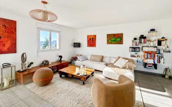 Appartement à vendre    3 pièces • 68,15 m2 Le Cannet