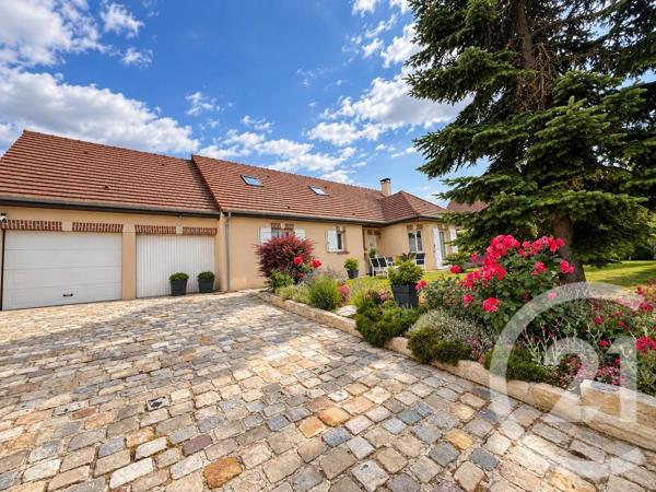 Maison à vendre  7 pièces - 148 m 2   AUNEAU BLEURY ST SYMPHORIEN  - 28