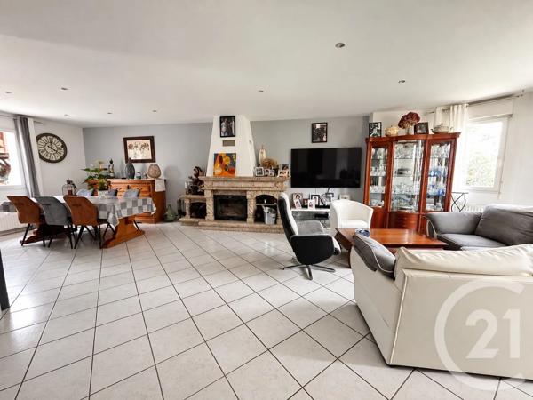 Maison à vendre  7 pièces - 148 m 2   AUNEAU BLEURY ST SYMPHORIEN  - 28