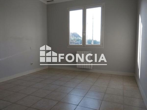 Location Maison 4 pièces 89.7 m² - 20 ROUTE DE NOUAILLE Nieuil L'espoir 86340