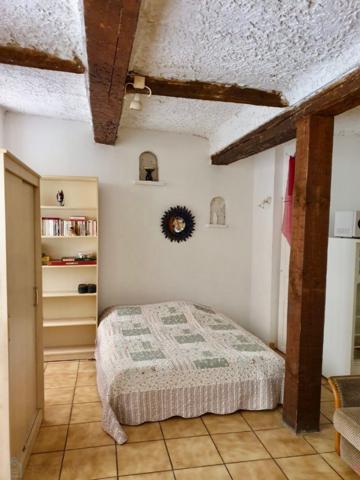 Rare - Maison de village avec toit-terrasse