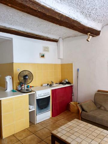 Rare - Maison de village avec toit-terrasse