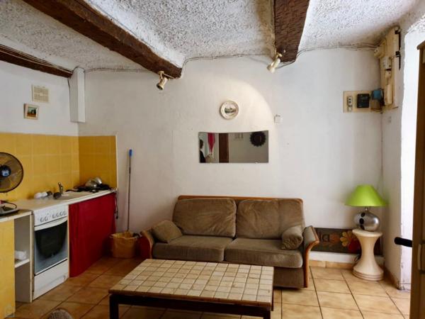 Rare - Maison de village avec toit-terrasse