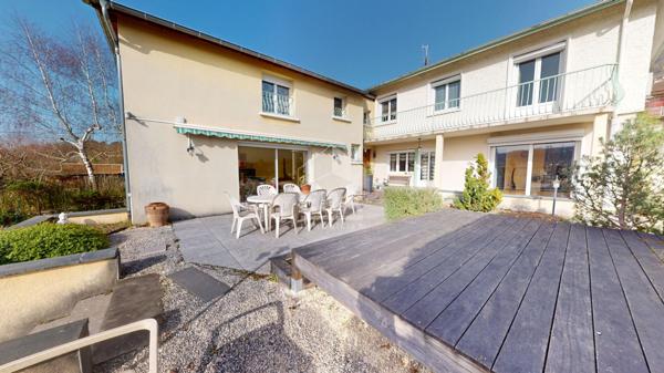 Maison Lagnieu 10 pièce(s) 219 m2