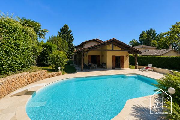 Villa de 160 m² habitables sur un terrain de 1090 m²