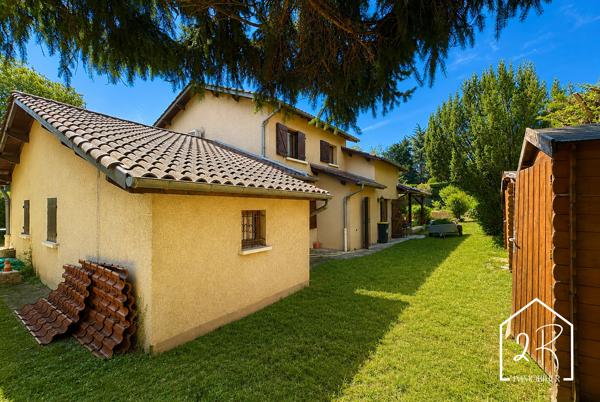 Villa de 160 m² habitables sur un terrain de 1090 m²