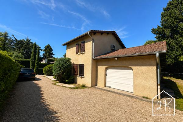 Villa de 160 m² habitables sur un terrain de 1090 m²