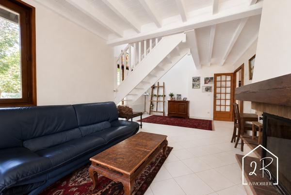 Villa de 160 m² habitables sur un terrain de 1090 m²