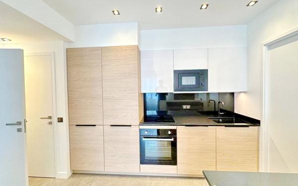 Appartement à vendre    3 pièces • 66 m2 Cannes