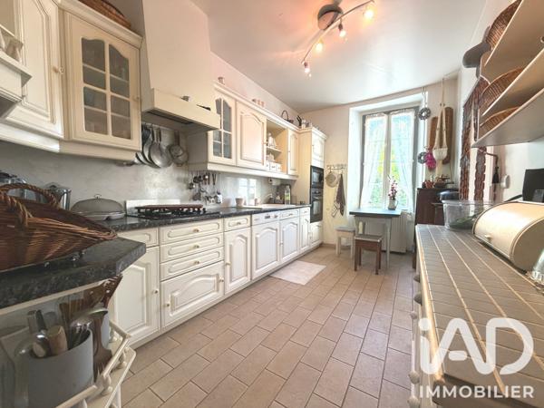 Maison à vendre 6 pièces 190 m² Thorigny-sur-Oreuse