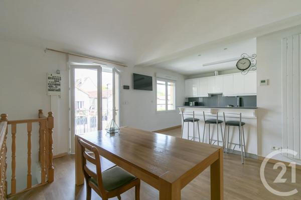Maison à vendre  9 pièces - 255,96 m 2   CHAMPIGNY SUR MARNE  - 94
