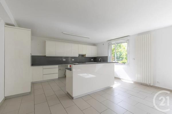 Maison à vendre  9 pièces - 255,96 m 2   CHAMPIGNY SUR MARNE  - 94