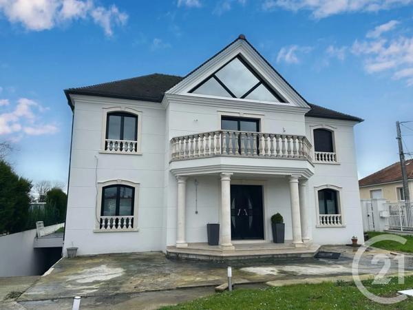 Maison à vendre  9 pièces - 255,96 m 2   CHAMPIGNY SUR MARNE  - 94