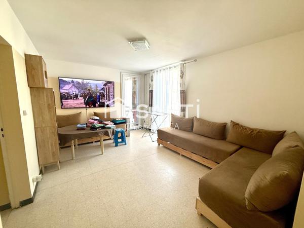 Manosque – Idéal investisseur : appartement T4 de 69 m² avec balcon et cave dans résidence sécurisée