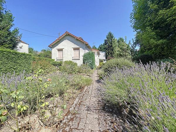 Maison CHATOU 3 pièces €899 000 ** - Référence 161805