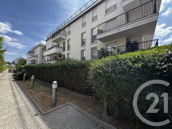 Appartement F2 à vendre  2 pièces - 40 m 2   SARCELLES  - 95